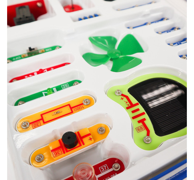 Электронный конструктор "Альтернативная энергия" DOKA D70711, 50 схем