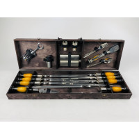 Подарочный набор на 30 предметов в кейсе из фанеры