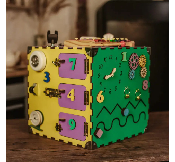 Развивающая игрушка Бизикуб Temple Group TG200123 30х30х30 см Разноцветный