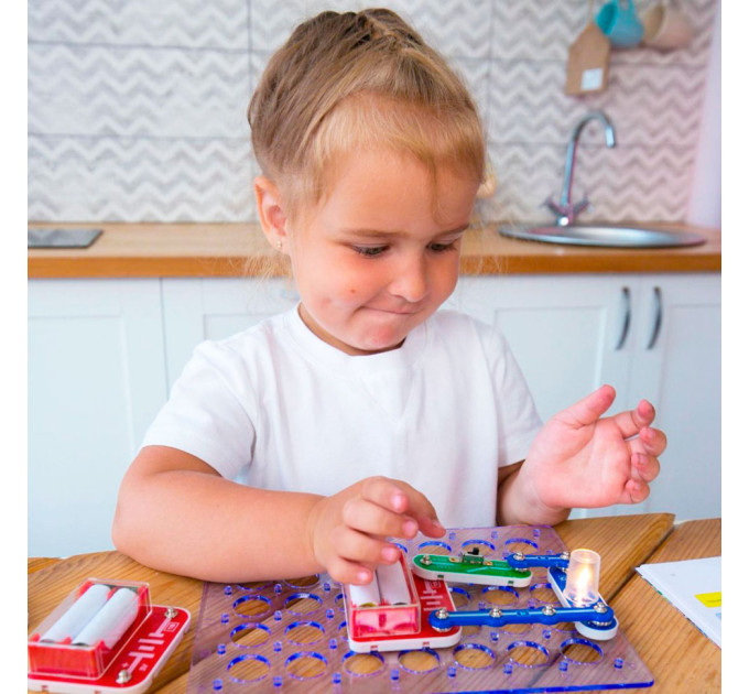 Электронный конструктор Знаток ZNATOK 70820, 118 схем