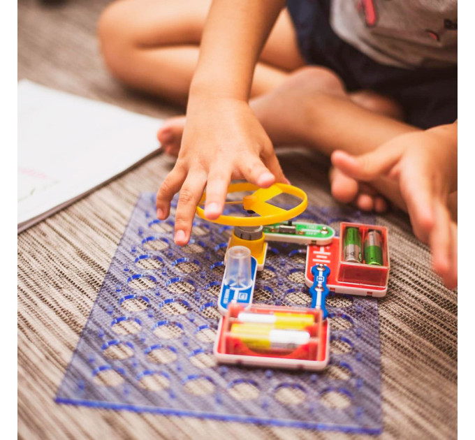 Конструктор Знаток "Первые шаги в электронике" ZNATOK REW-K060, 15 схем, набор А