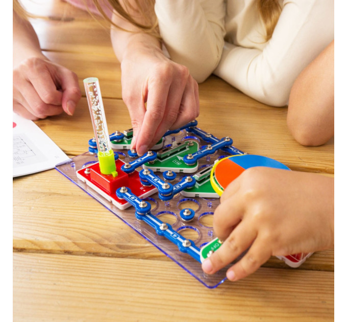 Електронний конструктор "Світло та колір RGB" DOKA D70700 зі світлом