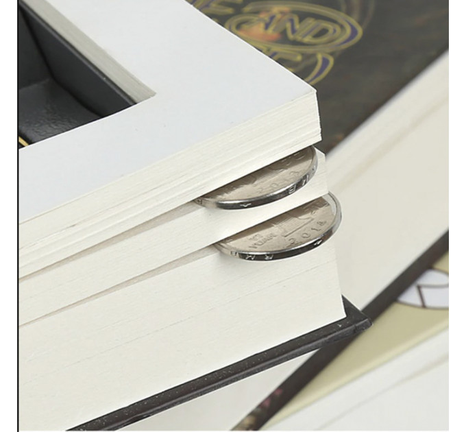 Книга сейф со страницами В.Гюго