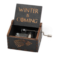 Музыкальная шкатулка винтажная Игра престолов (Winter Coming) черная Музыкальная шкатулка винтажная Игра престолов (Winter Coming) черная