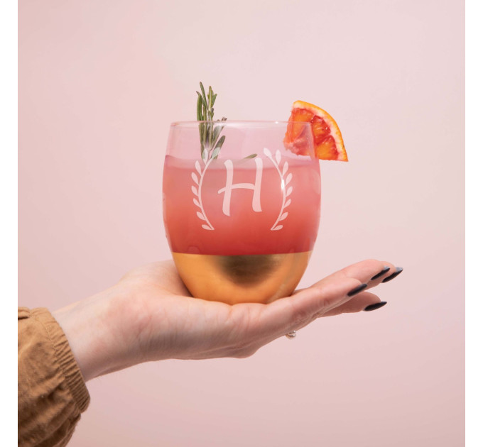 Бокал "Инициал" розовый с золотом персонализированный, Тубус из шпона