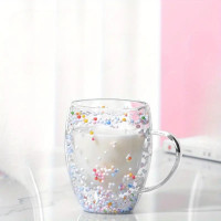 Стакан с двойными стенками и ручкой "Блестки", 300 мл * Рандомный выбор дизайна (9095-007) Стакан с двойными стенками и ручкой "Блестки", 300 мл * Рандомный выбор дизайна (9095-007)