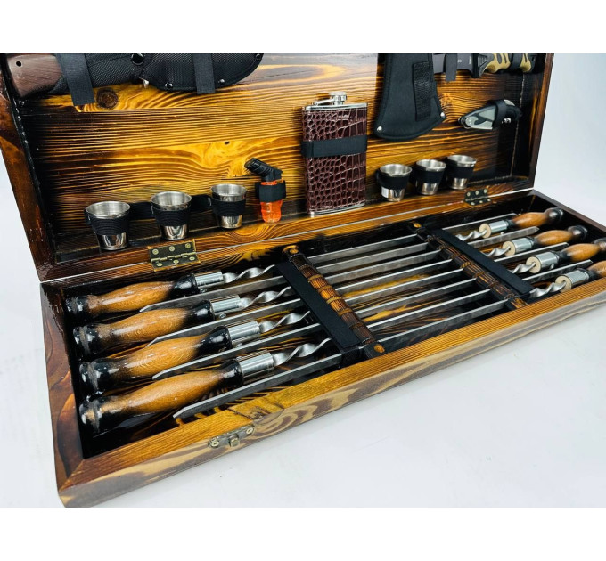 Набор шампуров в кейсе "Охотник LUX"