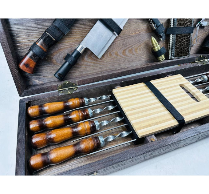 Набор шампуров в кейсе "Гризли"