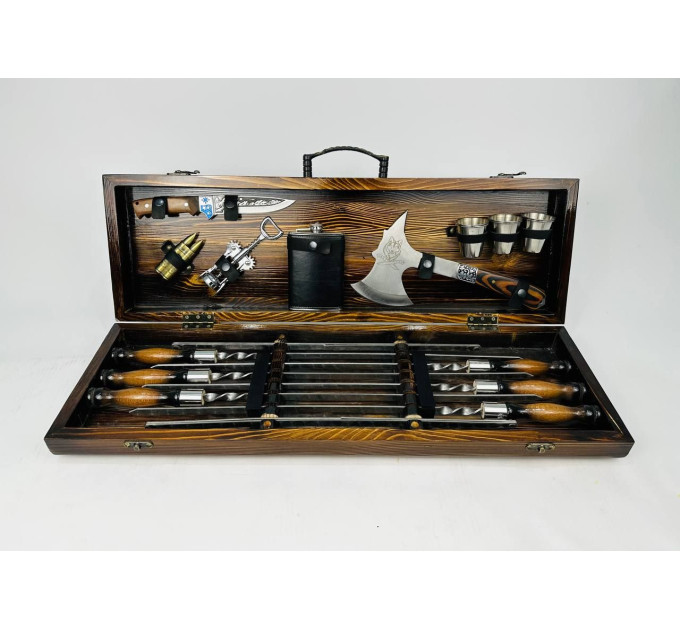 Набор шампуров в кейсе "Волк"