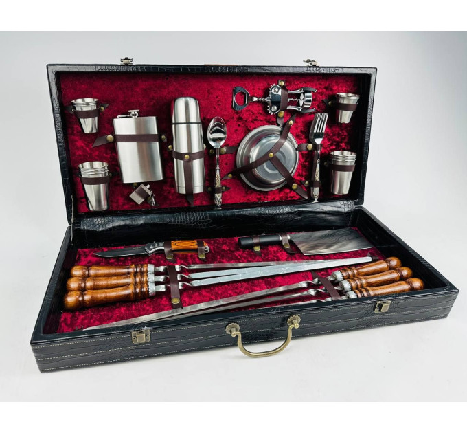 Набір шампурів у шкіряному кейсі VIP 4