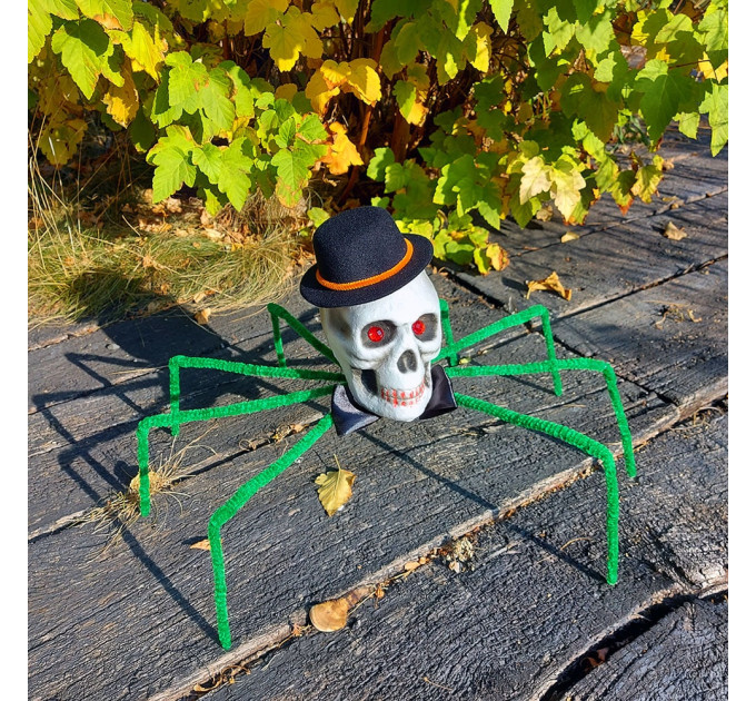 Павук готичний Король темряви 72см з черепом (зелений) 09948