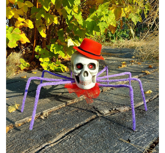 Павук готичний Королева темряви 72см з черепом (фіолетовий) 09951