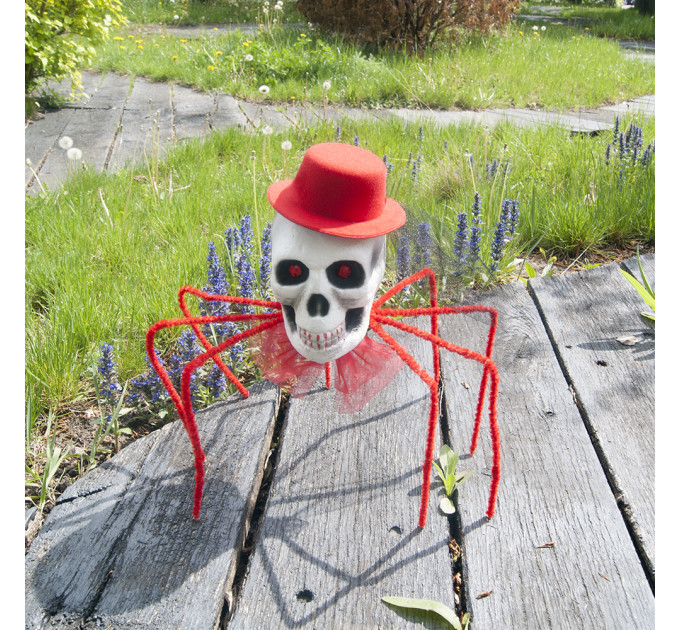 Павук готичний Королева темряви 72см з черепом (червоний) 09950