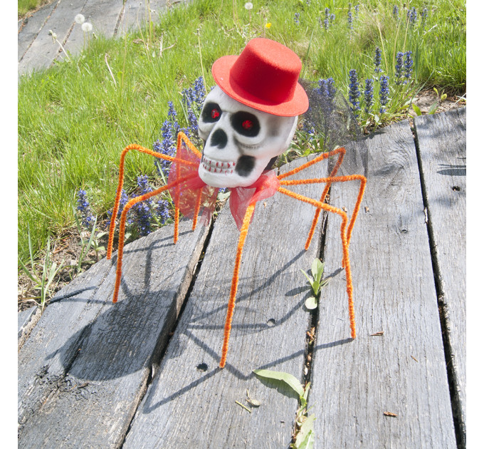 Паук готический Королева тьмы 72см с черепом (оранжевый) 09953