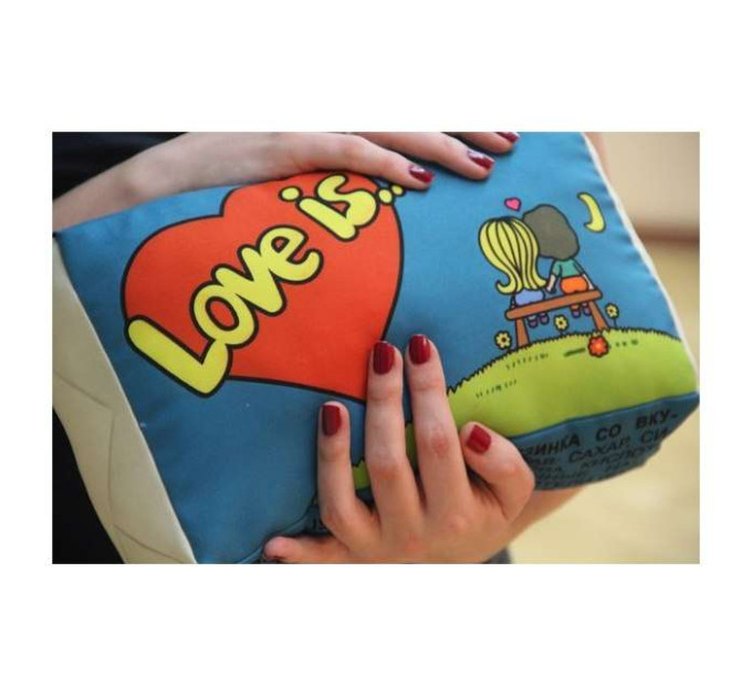 Подушка love (зелена)