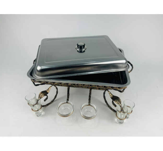 Садж прямоугольный с соусницами и рюмками