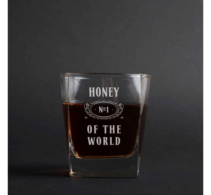 Склянка для віскі "№1 of the world" персоналізована, англійська, Крафтова коробка